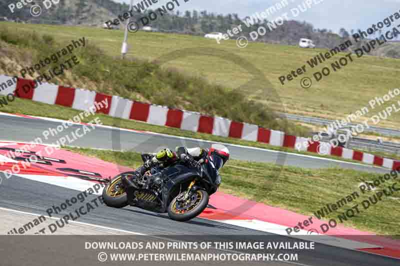 cadwell no limits trackday;cadwell park;cadwell park photographs;cadwell trackday photographs;enduro digital images;event digital images;eventdigitalimages;navarra;no limits trackdays;peter wileman photography;racing digital images;trackday digital images;trackday photos